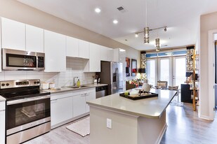 Solis Southline Apartments
