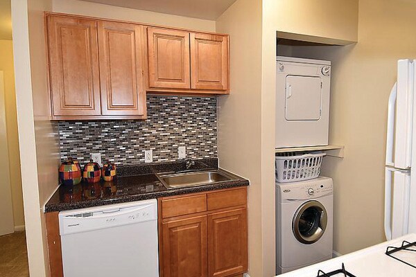 Harbor Place Apartments
