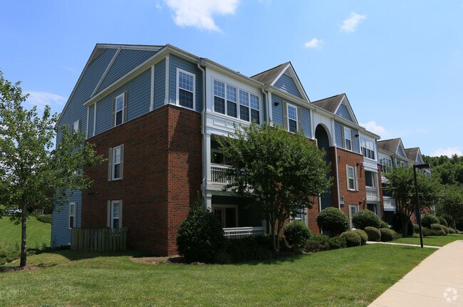 Kilburn Crossing Apartments