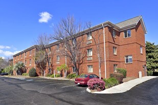 Furnished Studio – Charleston - Northwoods... Apartments