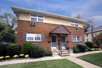 Gladmar Court Apartments