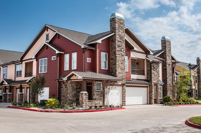 Echelon at West Lake Apartments