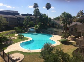 Wood Hollow Apartments