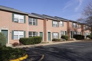 The Greens of Salem Run Townhomes Apartments