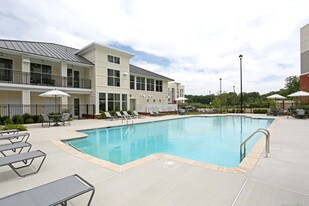 Aquia 15 at Towne Center Apartments