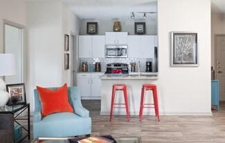 1000 Spalding Apartment Homes