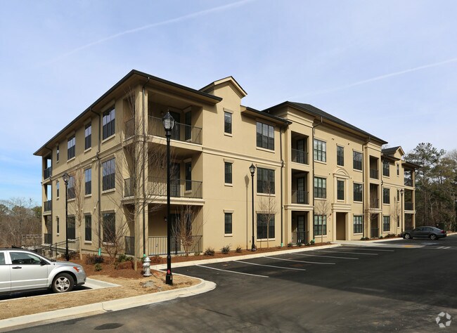 Residences at Chastain Apartments