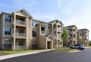 Trees of Newnan Apartments