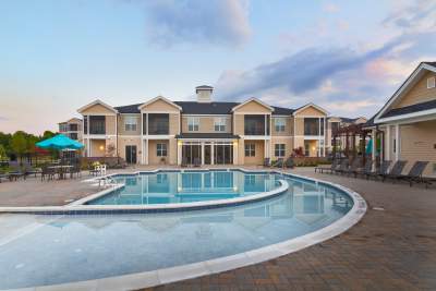 Abberly Crest Apartments