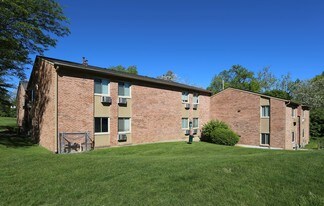 Twin Gables Apartments
