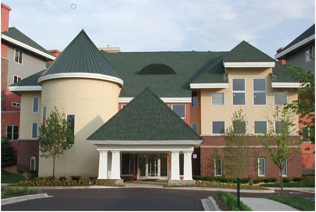 Louisiana Oaks Apartments