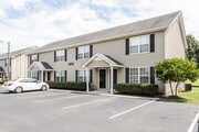 Hamlet Square Townhomes Apartments