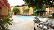 Irvine Inn Apartments