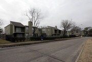 Catalyst Oakwood Gardens Condos Apartments