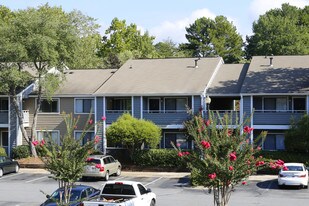 Crestmont Apartments