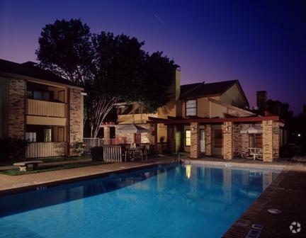 Oak Creek Apartment Homes