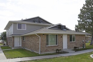 Boulder Pines-RENOVATED UNITS! Apartments