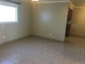 2520 N Cole St Lima OH Apartments