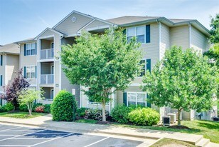 The Landings at Markhams Grant Apartments