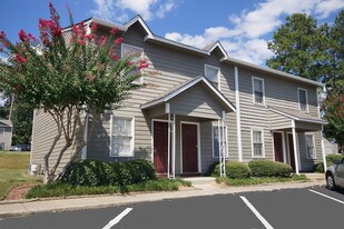 Brookhaven Townhomes Apartments