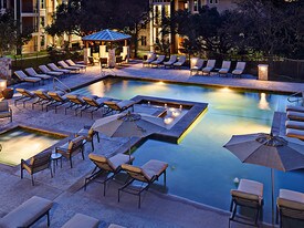 Lakeline East Apartments