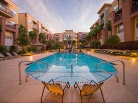 Lofts at 7100 Apartments