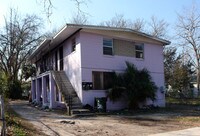 1352 30th St Apartments