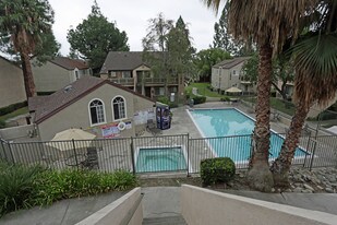 Northwoods Apartments