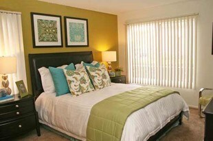 Laguna Gardens Apartments