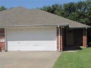 3 Bedroom Townhome for Rent $1000