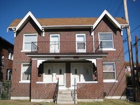4417 Floriss Pl St. Louis MO Apartments
