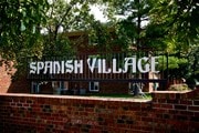 Spanish Village Apartamentos
