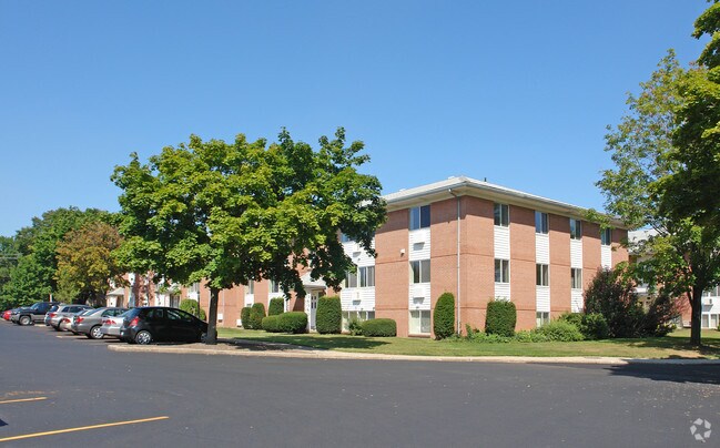Clintwood Apartments
