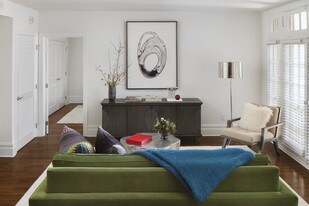 Versailles Apartments