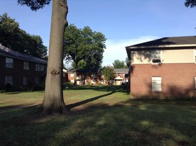 170 N Hollywood St Memphis TN Apartments