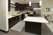 One Southdale Place Apartamentos