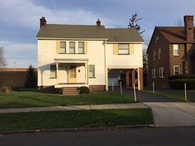 1463 Middleton Rd Cleveland Heights OH