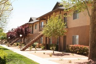 Golden Sands Apartments