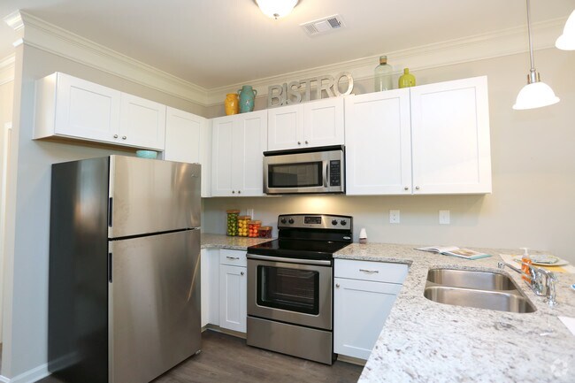 Sugar Hill Overlook Apartments