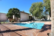 Cinnabarr Apartamentos