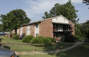 Whispering Pines Apartamentos