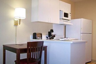 Furnished Studio – Minneapolis - Maple Grove Apartments