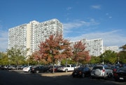 PRAIRIE SHORES Apartments