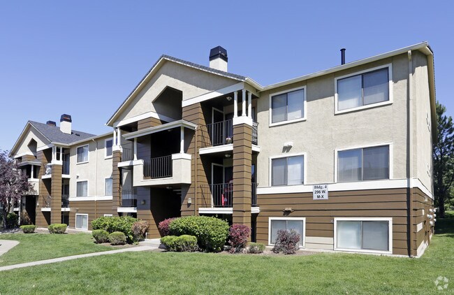 Quail Cove Apartments