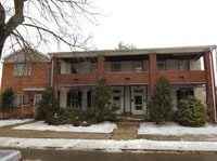 383 Walnut St Apartamentos