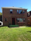 1814 S 52nd St West Milwaukee WI Apartments