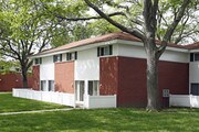 Maple Grove Townhomes Apartments