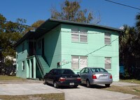 1551 30th St Apartments