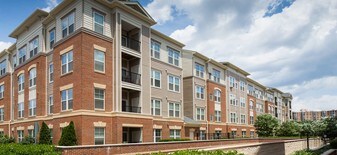 The Courts at Huntington Station Apartments
