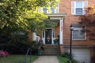 1304 Ridge Ave Coraopolis PA Apartments